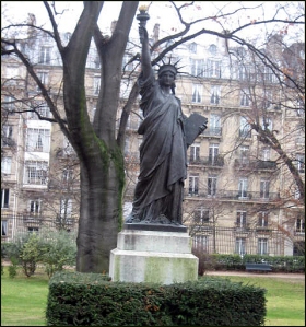 Liberty Jardin Du Luxembourg